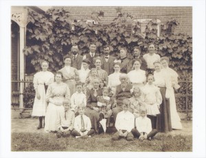 Anton and Clara Weiss 50th wedding anniversary group photo